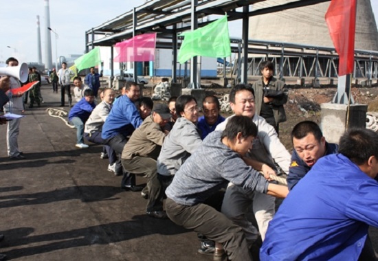 太阳成集团tyc公司庆国庆拔河比赛