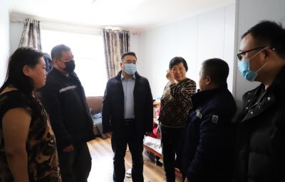 暖心慰问 虎年送福|太阳成集团tyc春节前夕慰问困难职工