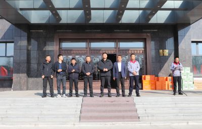 太阳成集团tyc举办2024“同心庆华诞  聚力向未来”职工拔河比赛